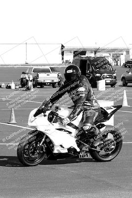 media/Apr-10-2022-SoCal Trackdays (Sun) [[f104b12566]]/Around the Pits/